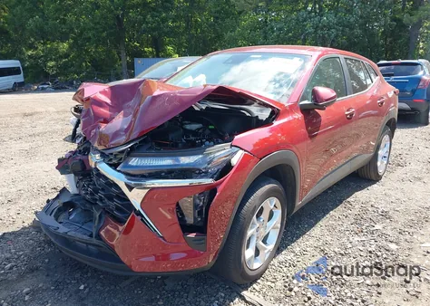 2025 Chevrolet Trax Ls из США, поврежденный, VIN KL77LFEP4SC114144